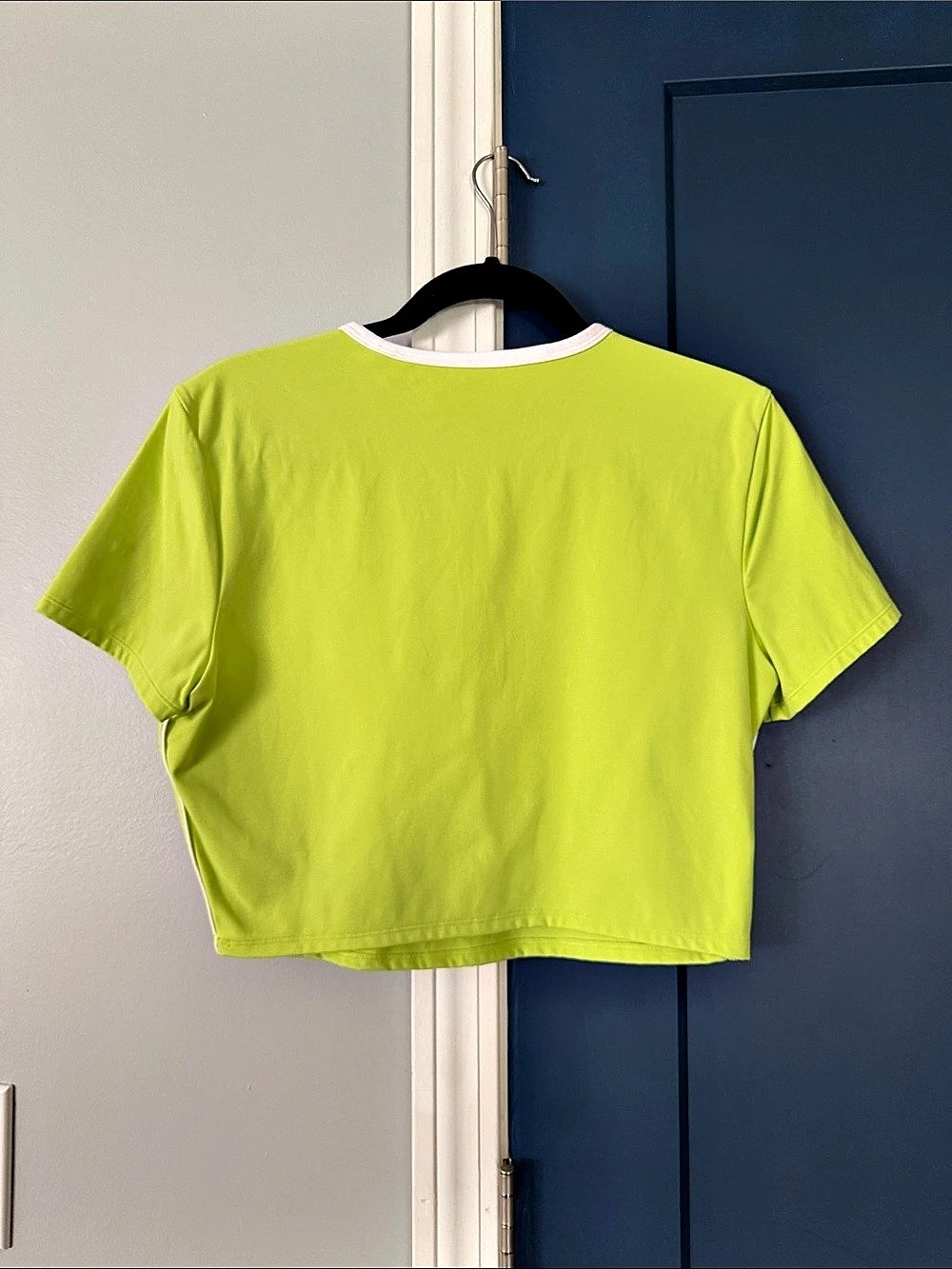lululemon Baby Tee Short Sleeve neon Green XL - Picture 3 of 3